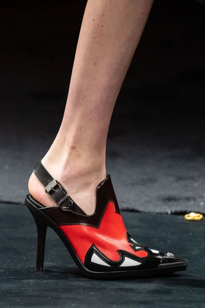 Look 54